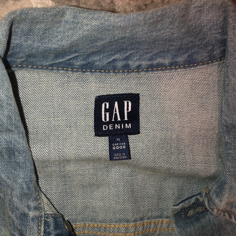 Gap Denim Jacket - Picture 2 of 6